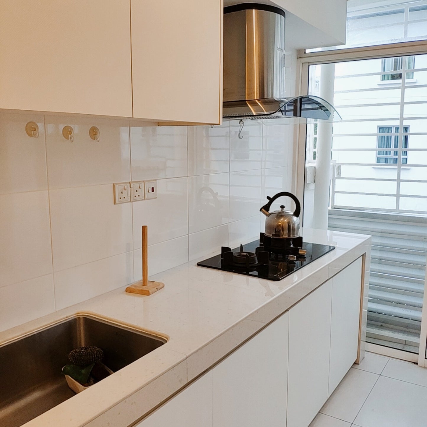 Cozy, Modern & Spacious Private Middle Room for Rent near UPM, Univ 360, IOI City Mall, Cyberjaya, Astro, IMU, TPM Bukit Jalil, MINES, KTM Serdang, Seri Kembangan, AEON Equine, Aman Heights, Olive Hill, Burger King