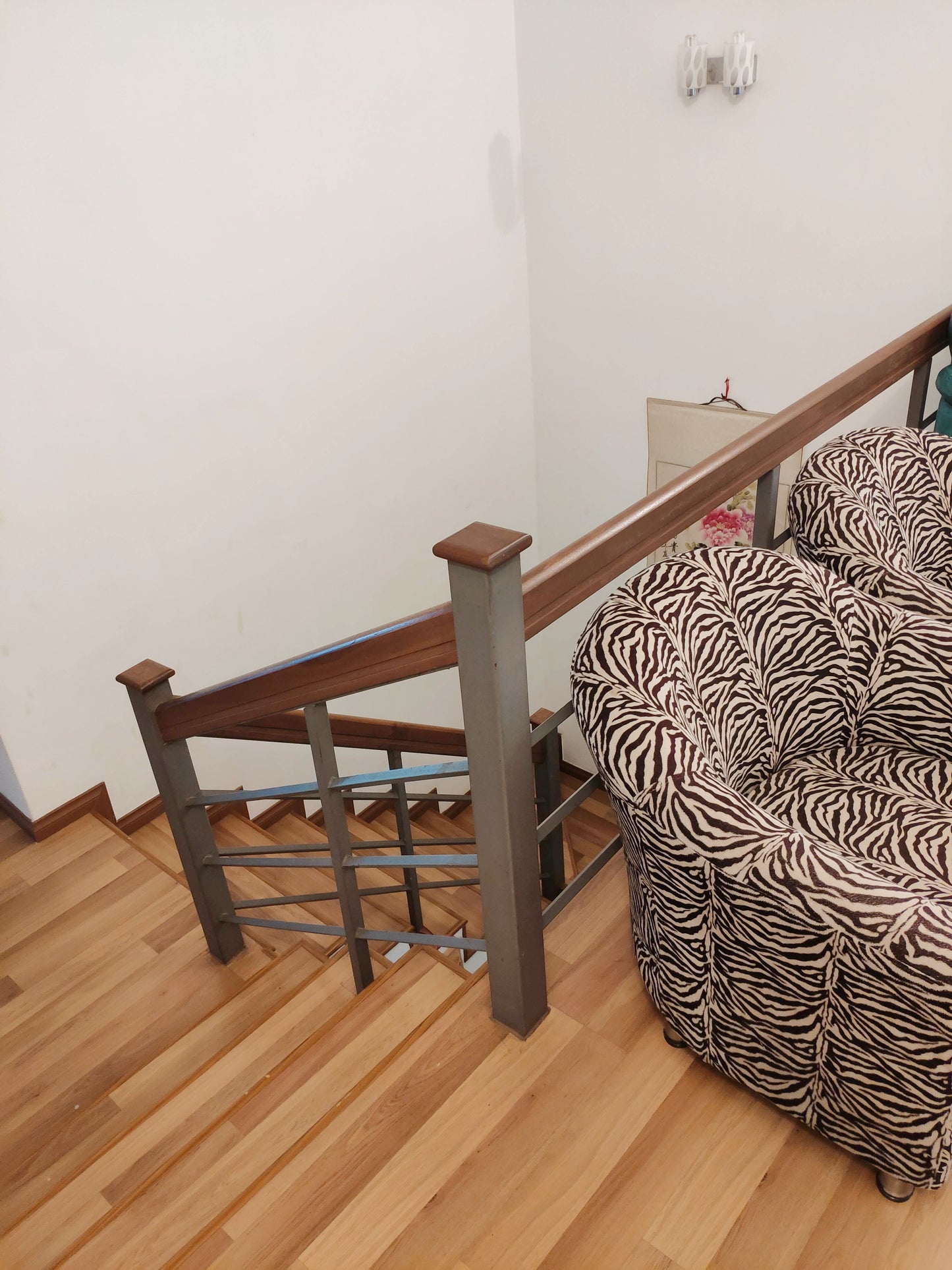 Clean, Large, Comfy Master Room with Private Bathroom for Rent near UPM, Univ 360, IOI City Mall, Cyberjaya, Astro, IMU, TPM Bukit Jalil, MINES, KTM Serdang, Seri Kembangan, AEON Equine, Aman Heights, Olive Hill