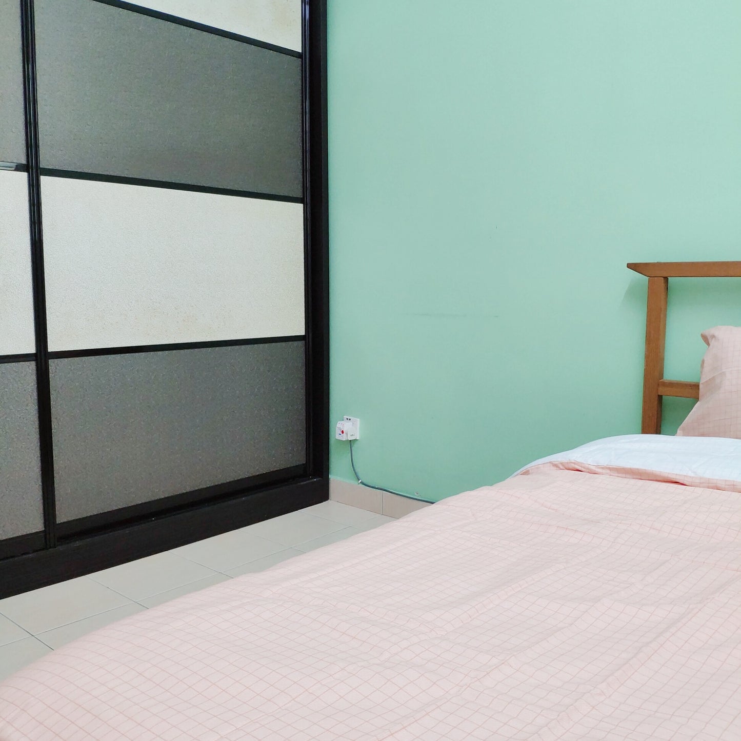 Cozy Single Private Room near Equine Park, Alice Smith International School, Putra Permai, 16 Sierra, Bukit Serdang, Mines, Balakong, Bkt Jalil, Astro, TPM, Sri Serdang, UPM, Univ 360