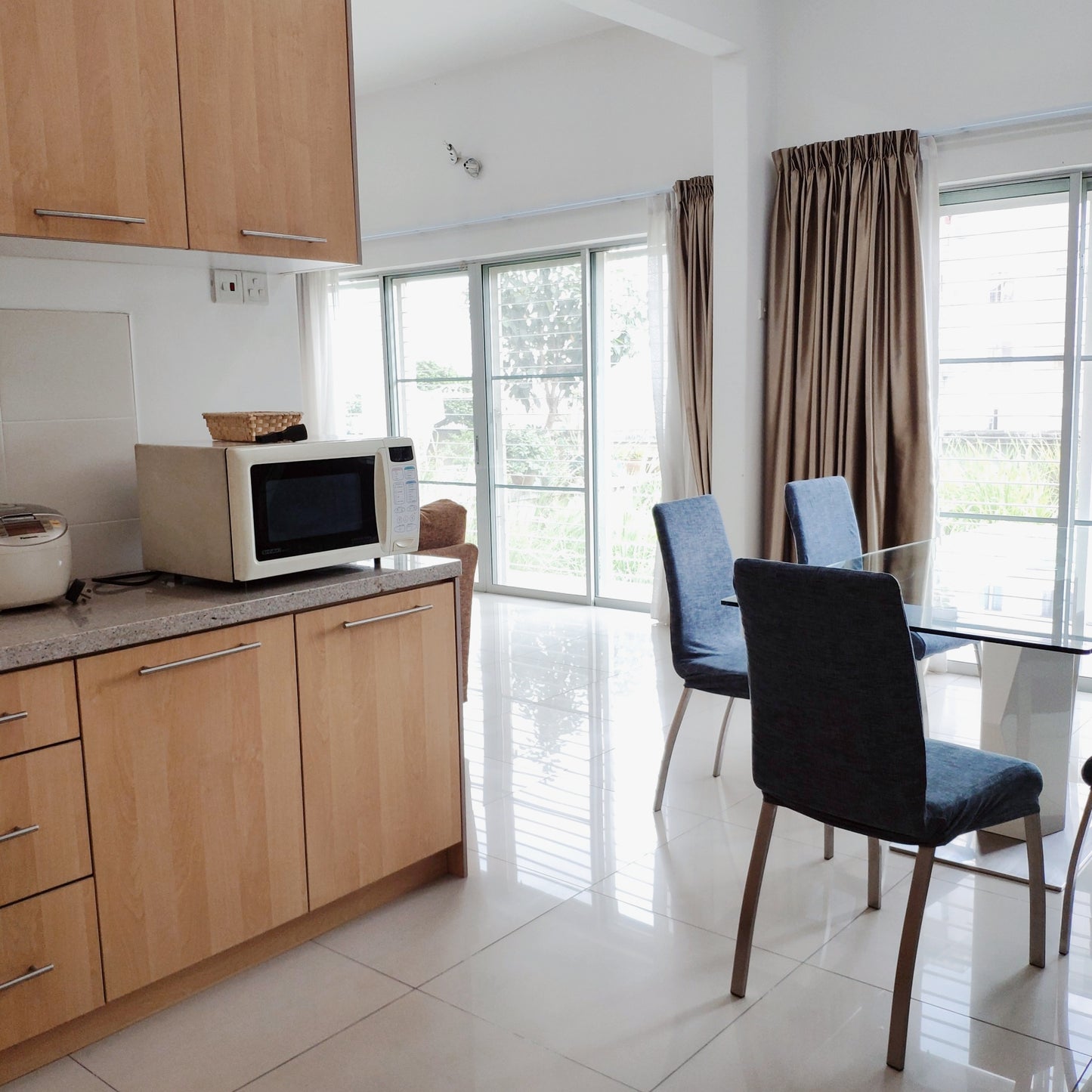 Middle Room near MRT UPM Station, Olive Hill, IMU, TPM Bukit Jalil, MINES shopping mall