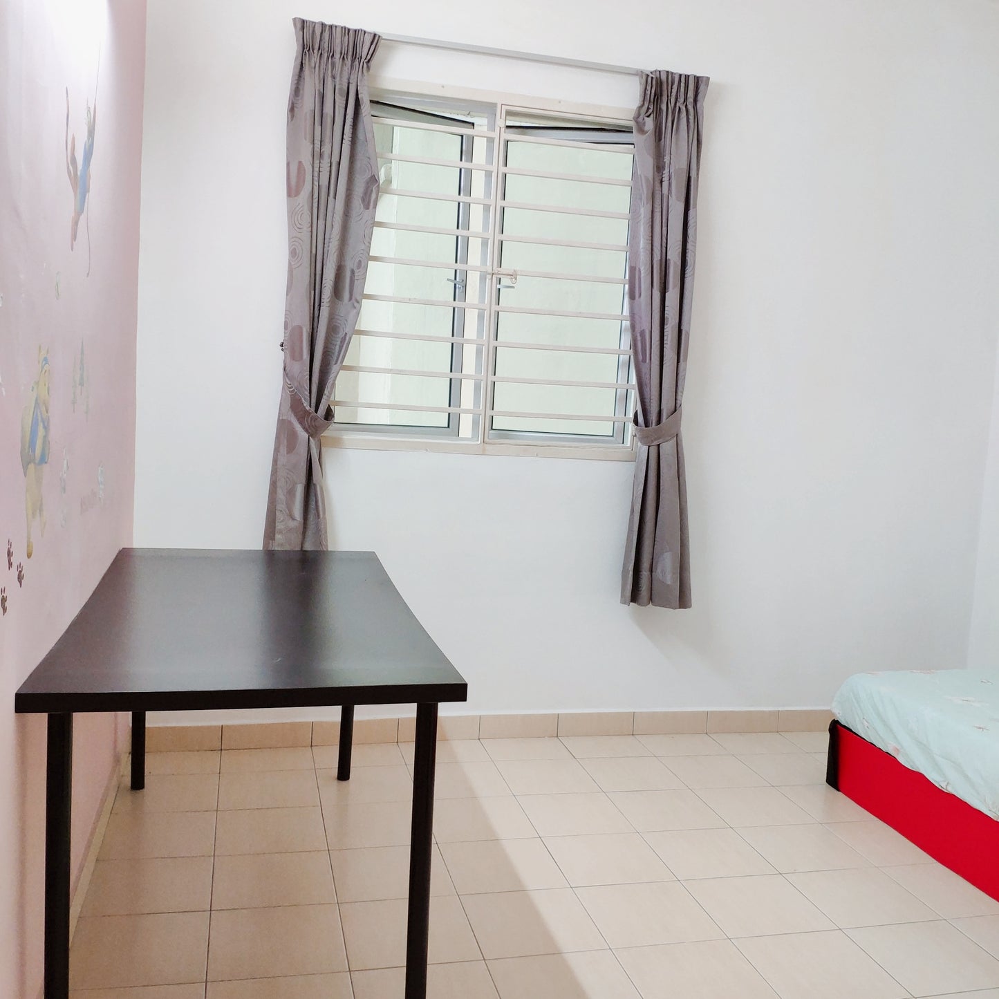 Clean Single Private Room near Equine Park, Alice Smith International School, Putra Permai, 16 Sierra, Bukit Serdang, Mines, Balakong, Bkt Jalil, Astro, TPM, Sri Serdang, UPM, Univ 360