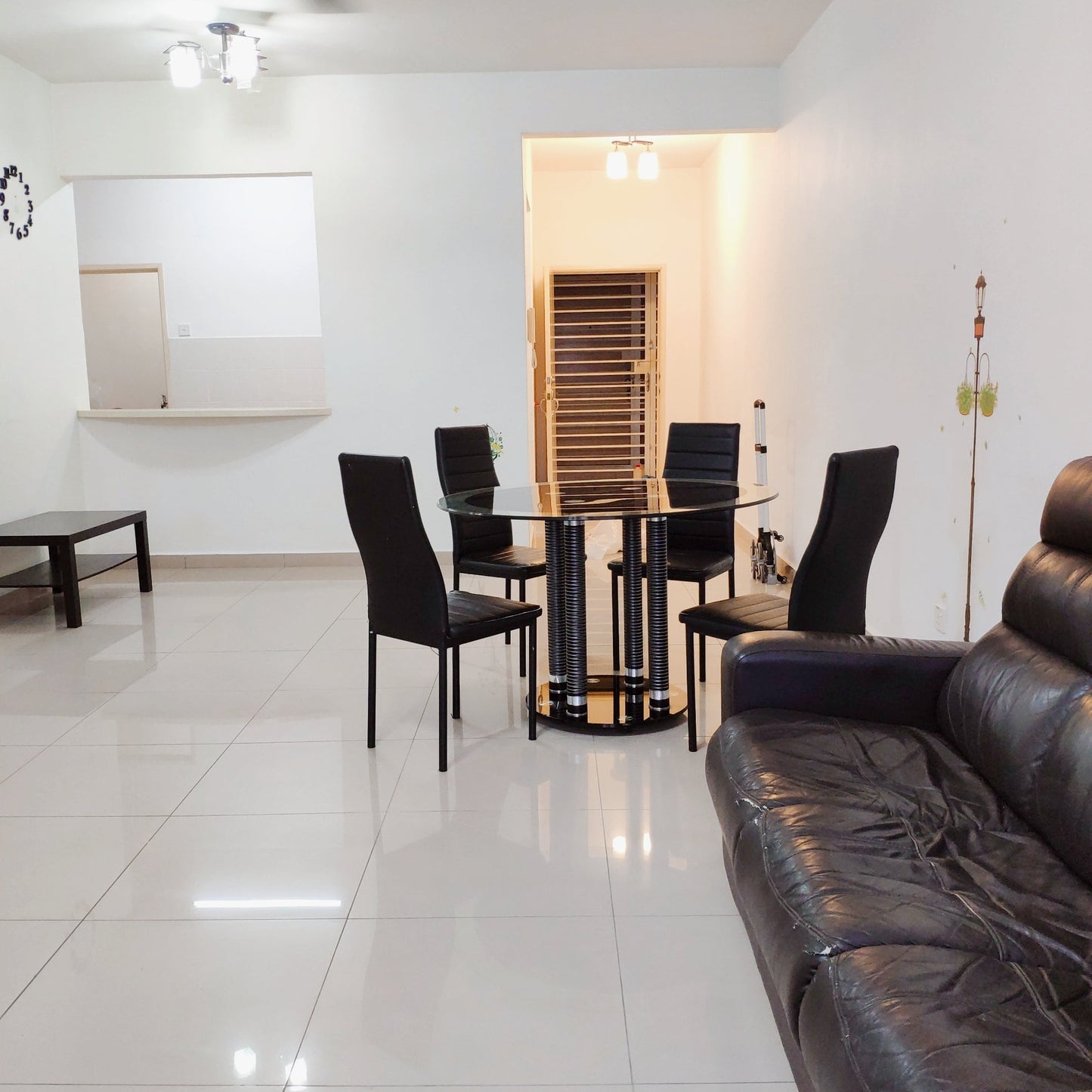 Clean & Nice Middle Room, Safe Security near Bukit Serdang, UPM, Serdang Jaya, South City, The Mines, Sg Besi Indah, Serdang Jaya, IOI City Mall, Bukit Jalil, TPM, Astro