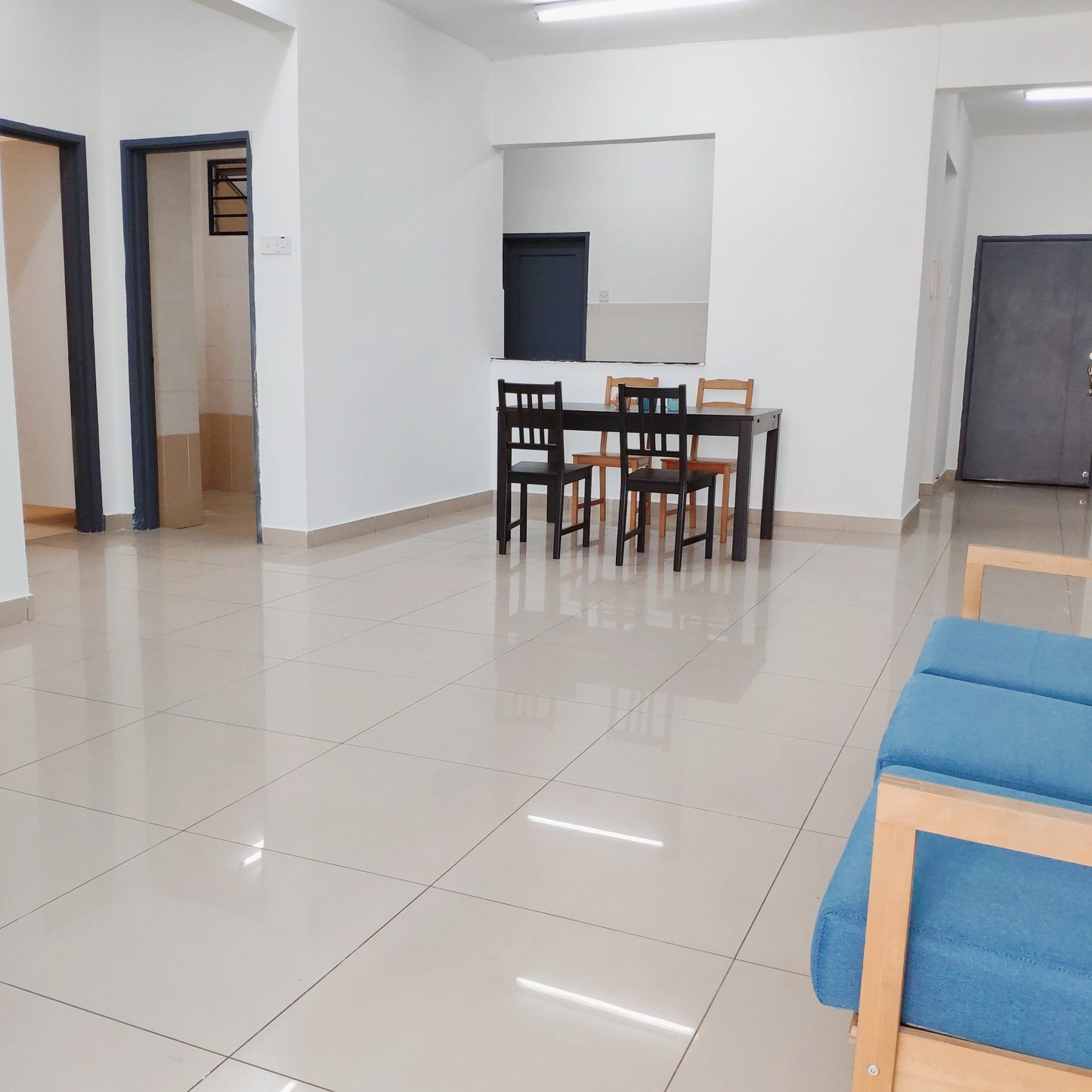 Comfy, Quiet Middle Room for Rent, 24 Hr Security near Bkt Jalil, TPM, The Mines, Serdang, UPM, Equine Park, Bdr. Putra Permai, IOI City Mall, Cyberjaya