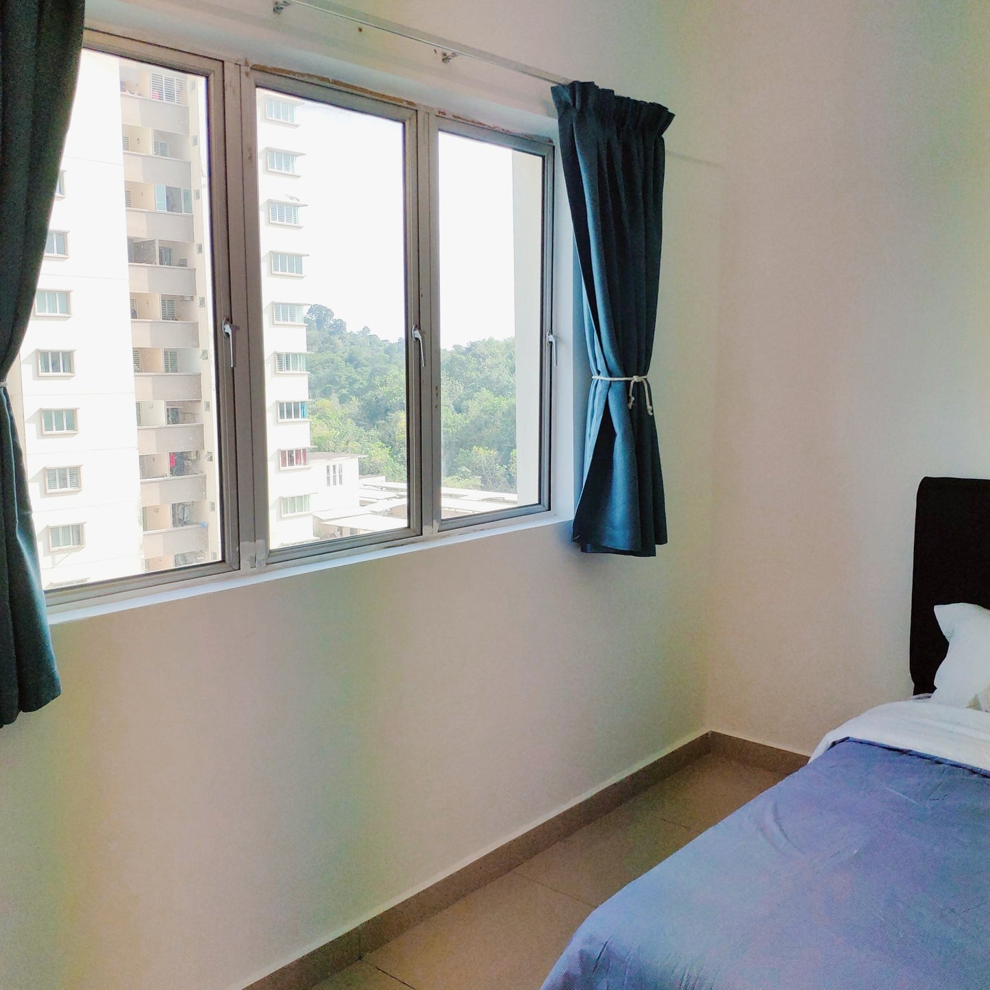 BIG, Quiet Master Room, 24 Hr Security near Bkt Jalil, TPM, The Mines, Serdang, UPM, Equine Park, Bdr. Putra Permai, IOI City Mall, Cyberjaya