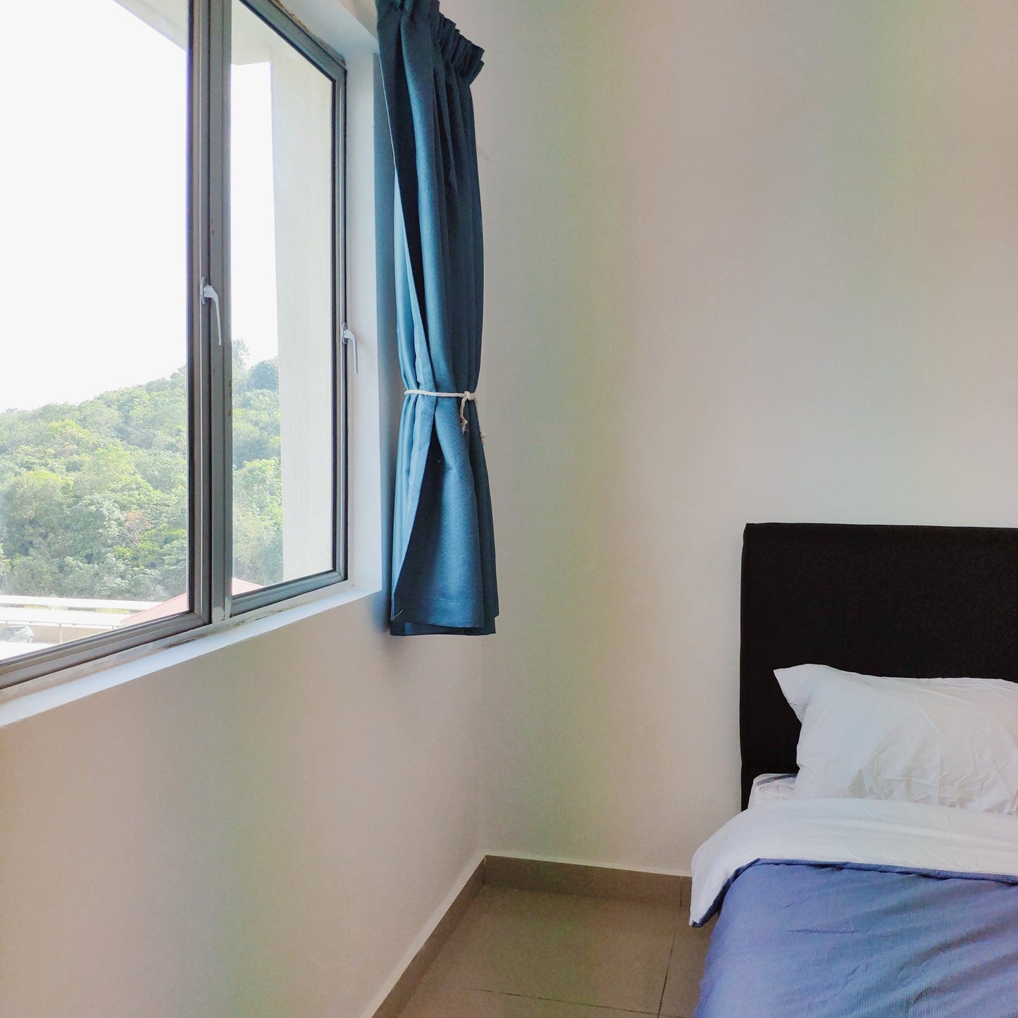 BIG, Quiet Master Room, 24 Hr Security near Bkt Jalil, TPM, The Mines, Serdang, UPM, Equine Park, Bdr. Putra Permai, IOI City Mall, Cyberjaya