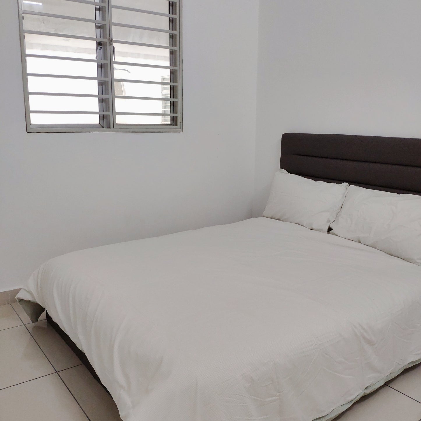 Clean & Nice Middle Room, Safe Security near Bukit Serdang, UPM, Serdang Jaya, South City, The Mines, Sg Besi Indah, Serdang Jaya, IOI City Mall, Bukit Jalil, TPM, Astro