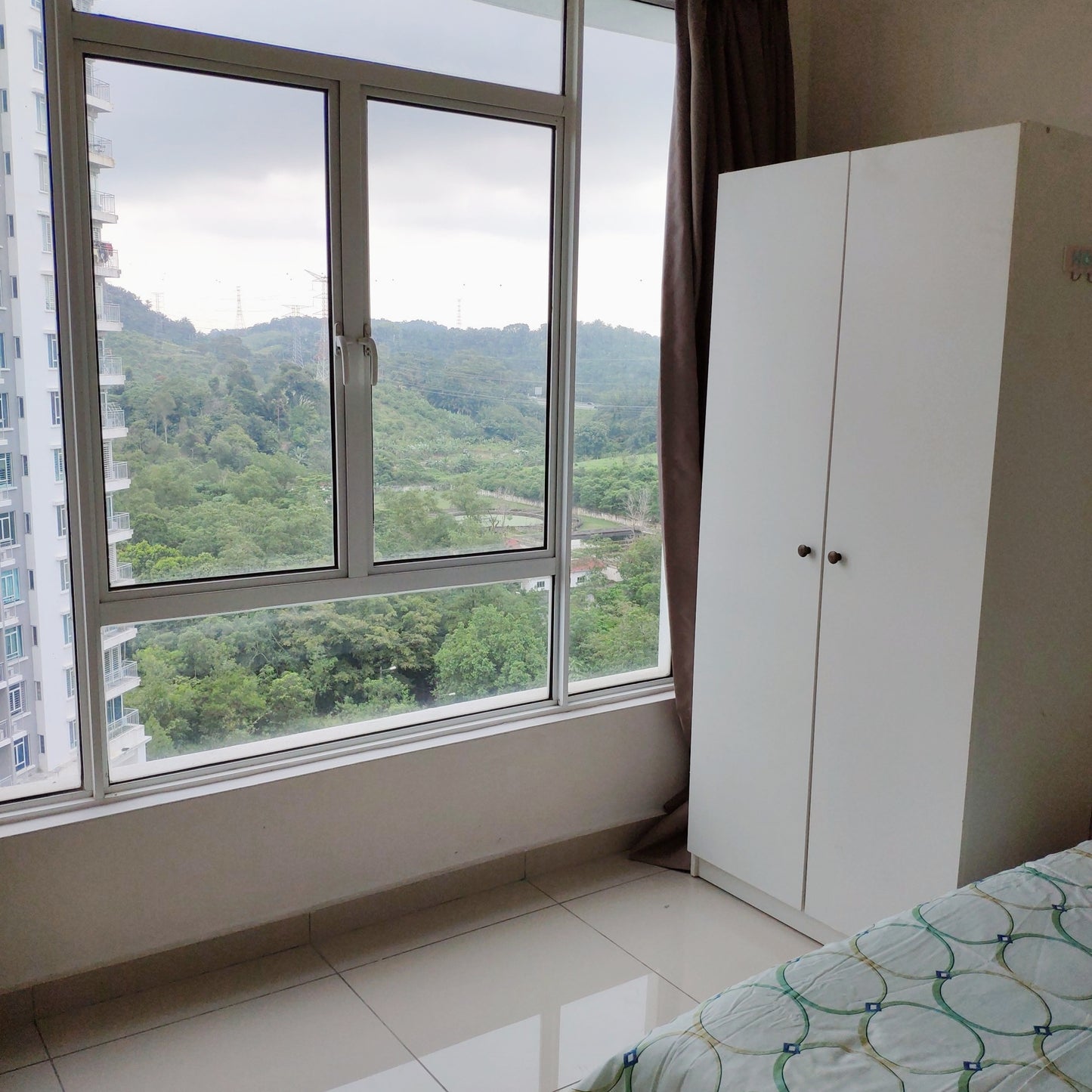 Middle Room for Rent near Galleria Equine, Equine Residence, Taman Equine Park