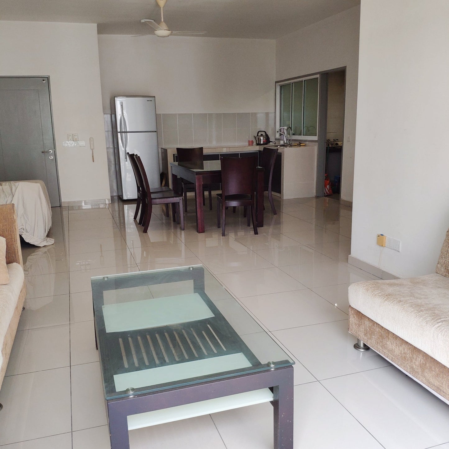Middle Room for Rent near Taman Equine Park, AEON Equine and MRT Equine