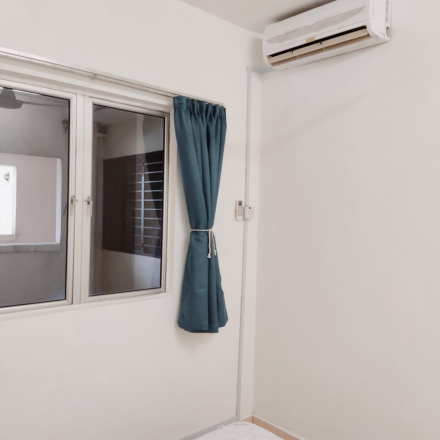 Comfy, Quiet Middle Room for Rent, 24 Hr Security near Bkt Jalil, TPM, The Mines, Serdang, UPM, Equine Park, Bdr. Putra Permai, IOI City Mall, Cyberjaya