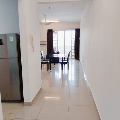 Big Middle Room for Rent near MRT UPM, Bukit Jalil, TPM, The Mines, IOI City Mall