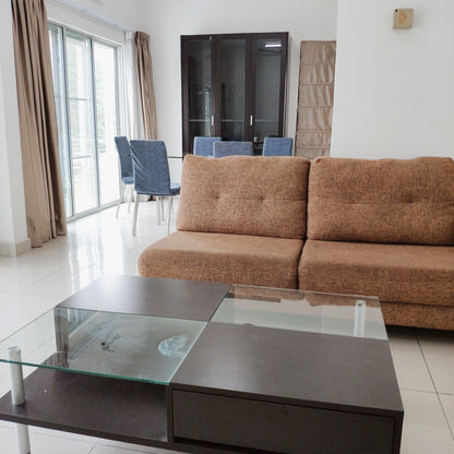Huge Master Room Rental at Bayan Villa with Private Bathroom near MRT UPM Station, Olive Hill, IMU, TPM Bukit Jalil, MINES shopping mall