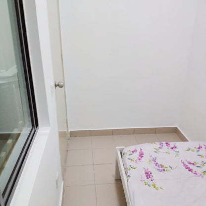 Single Room Univ 360 near The Mines, UPM, Hospital Serdang, UNITEN, Balakong, Astetica Residence