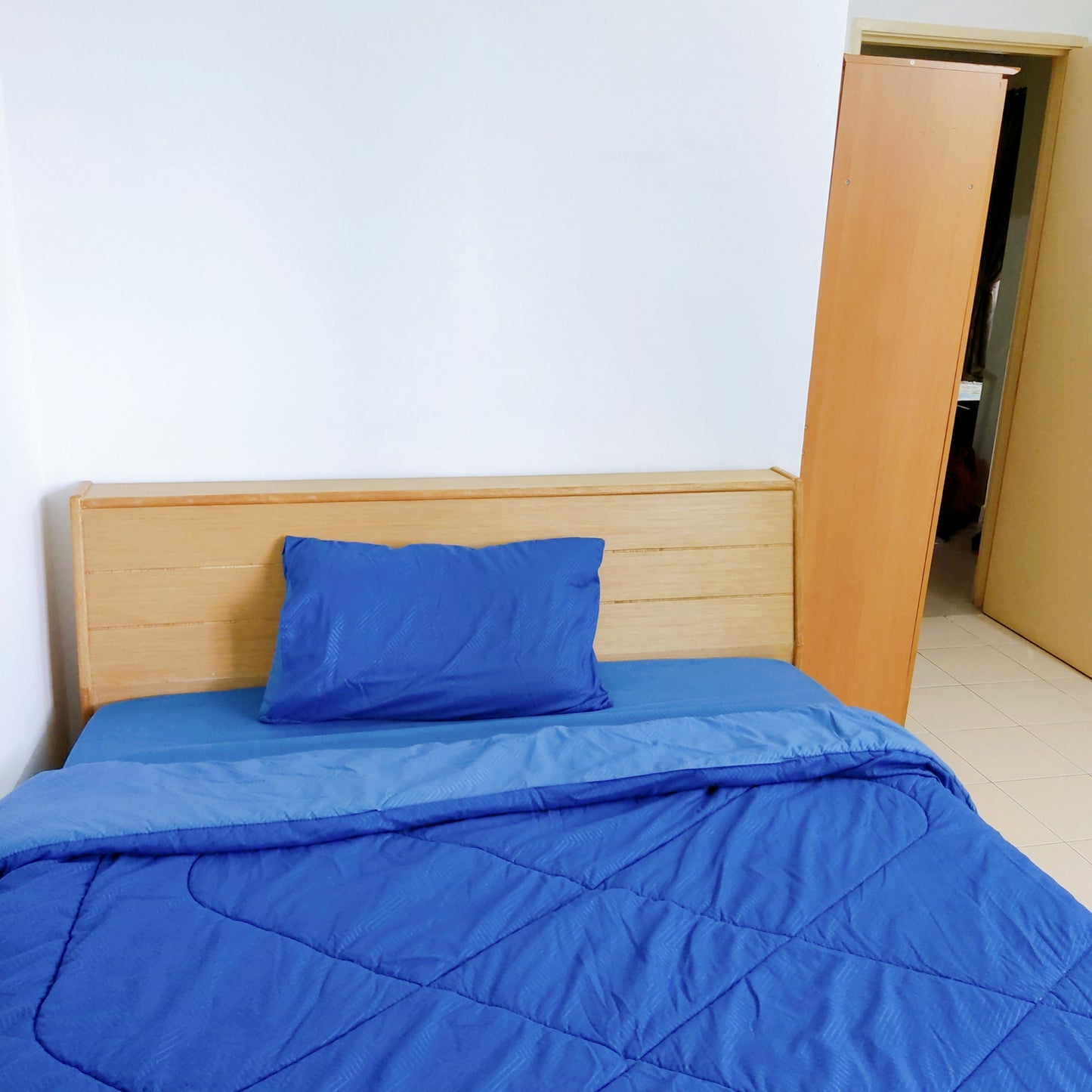 Clean & Comfy Middle Room, Safe Security near Bukit Serdang, UPM, Serdang Jaya, South City, The Mines, Sg Besi Indah, Serdang Jaya, IOI City Mall, 16 Sierra, Bkt Jalil, TPM, Astro