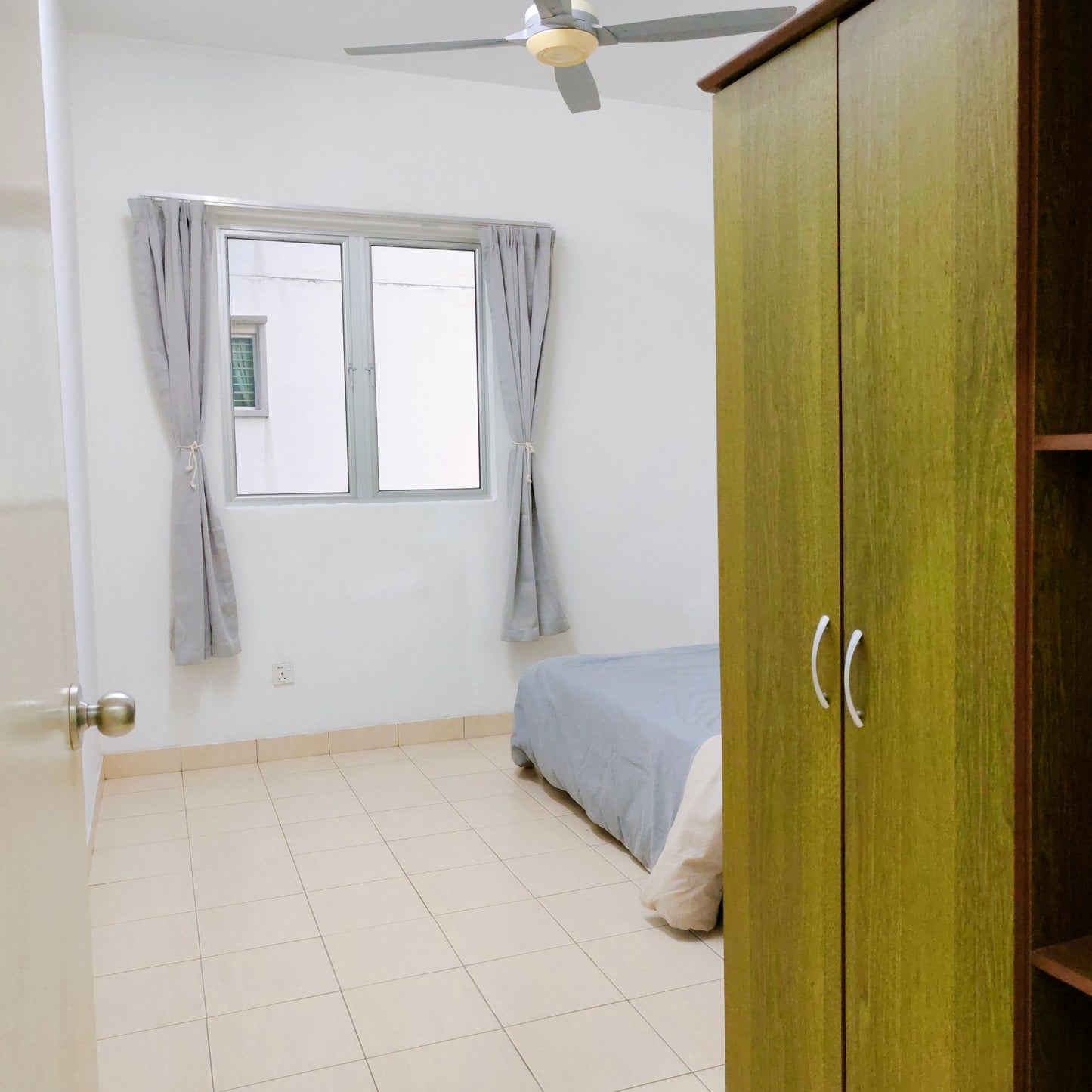 Window view of a single room for a house for rent at Aman Heights, Seri Kembangan