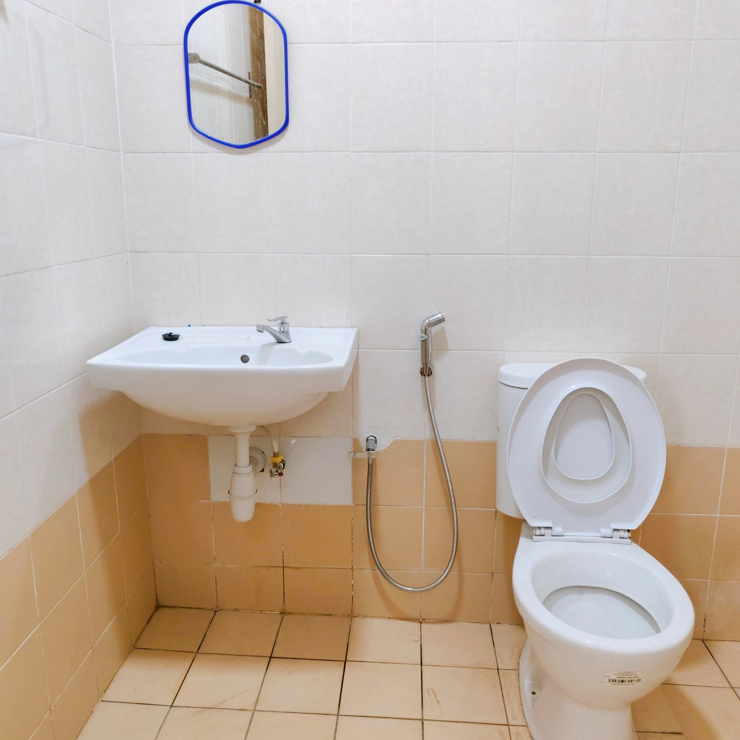 Bathroom inside a house for rent at Aman Heights Seri Kembangan