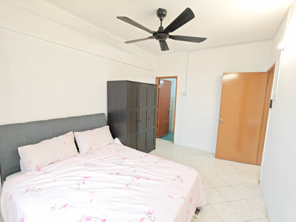 Vista Pinggiran: Master Room, Aircon, Walk to MRT, Fully Furnished